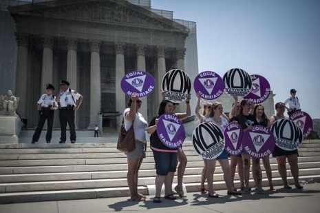 Supreme Court to decide if states can ban gay marriage